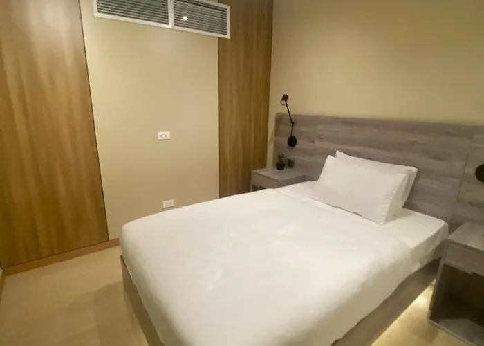 Edsa Heights 2 Bedroom Loft Unit Ama Tower 3302 Apartamento *